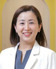 ド・ケルコフ　麻衣子　先生